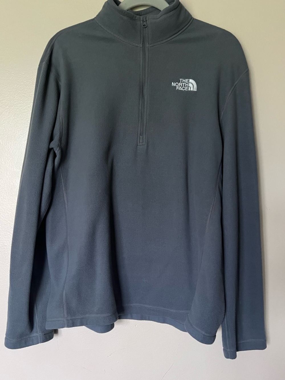 The North Face Men's Dark Gray Half-Zip Fleece Pullover